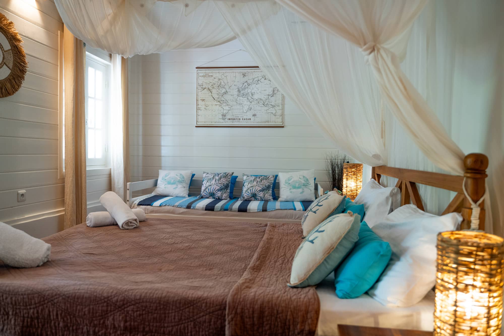 Chambre 'Caraïbes' climatisée avec lit Queen Size et lit simple